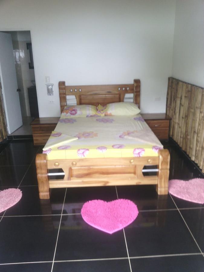 Hostal Hilltop Капургана Экстерьер фото